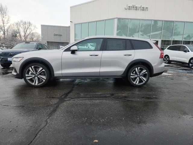 new 2025 Volvo V60 Cross Country car, priced at $55,025