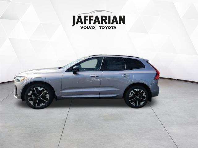 new 2026 Volvo XC60 car, priced at $58,435