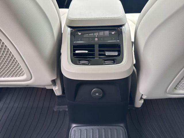 used 2024 Volvo XC90 Recharge Plug-In Hybrid car, priced at $55,991