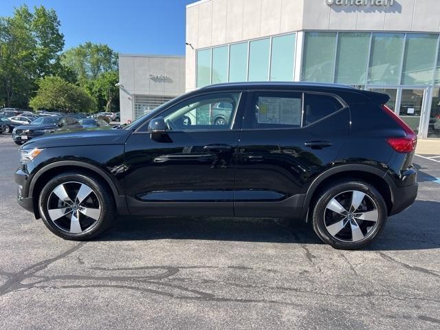 used 2021 Volvo XC40 car, priced at $30,750