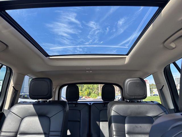 used 2024 Lincoln Aviator car, priced at $45,798