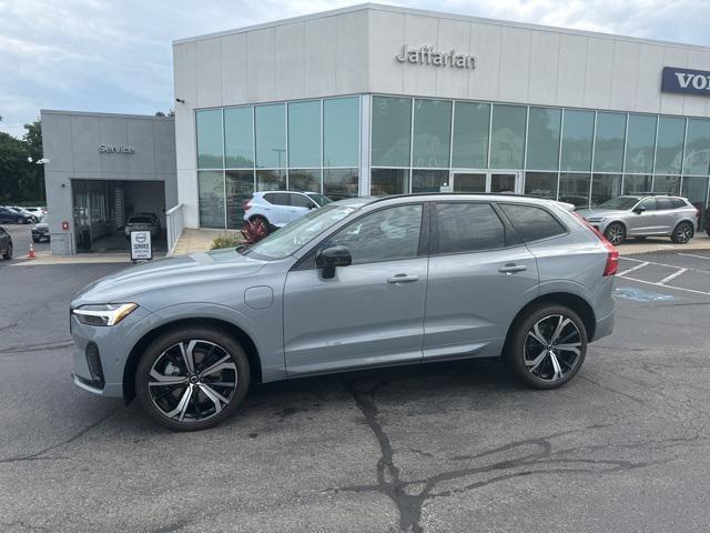 new 2025 Volvo XC60 car, priced at $71,665