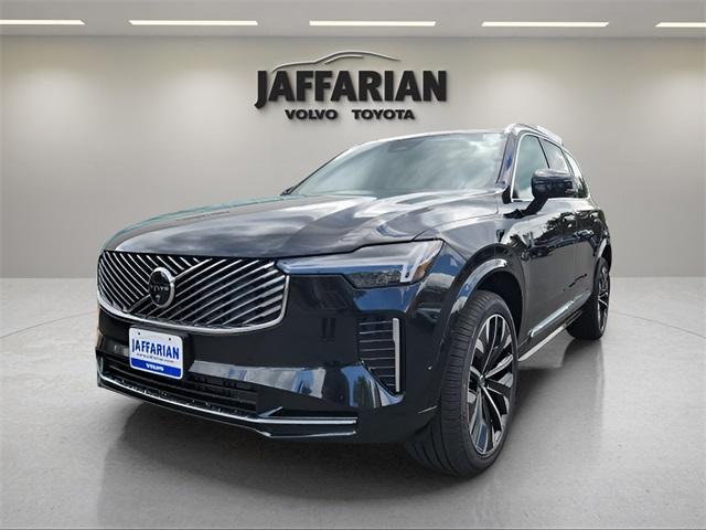 new 2025 Volvo XC90 car, priced at $69,165