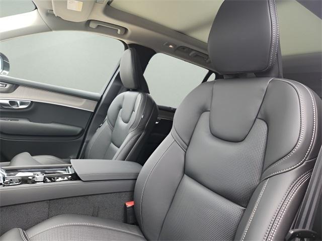 new 2026 Volvo XC90 car, priced at $75,155