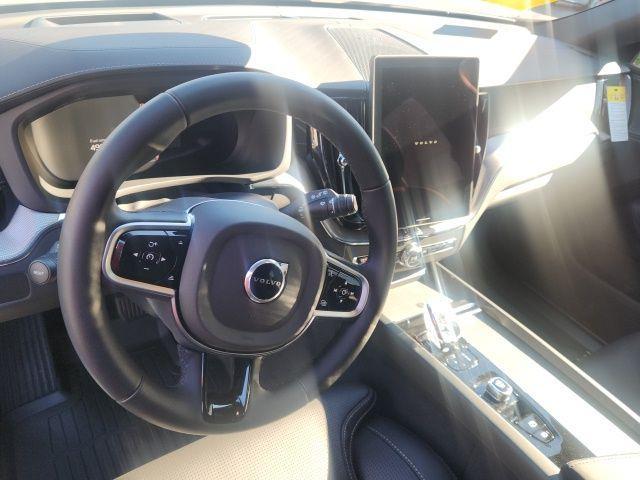 new 2026 Volvo XC60 car, priced at $64,060