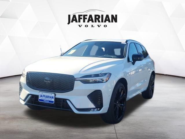 new 2026 Volvo XC60 car, priced at $64,060