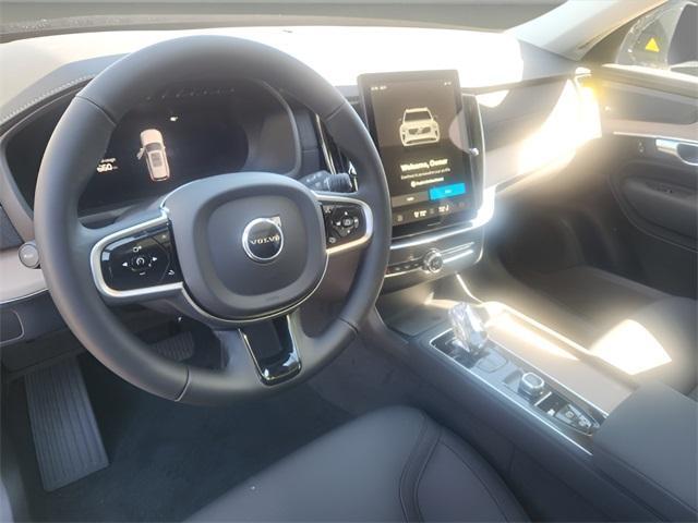 new 2025 Volvo XC90 car, priced at $68,245