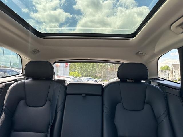 used 2022 Volvo XC60 car, priced at $29,788