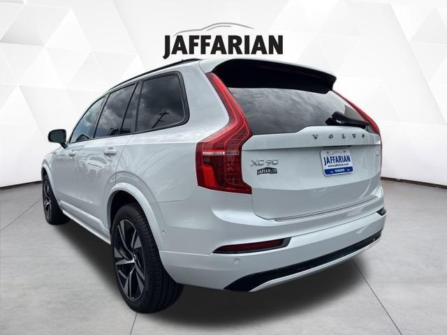 used 2022 Volvo XC90 Recharge Plug-In Hybrid car, priced at $47,000