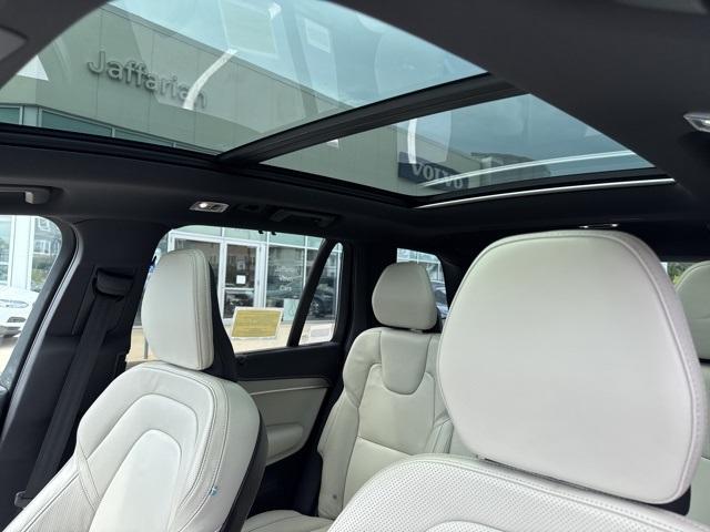 used 2022 Volvo XC90 Recharge Plug-In Hybrid car, priced at $52,500
