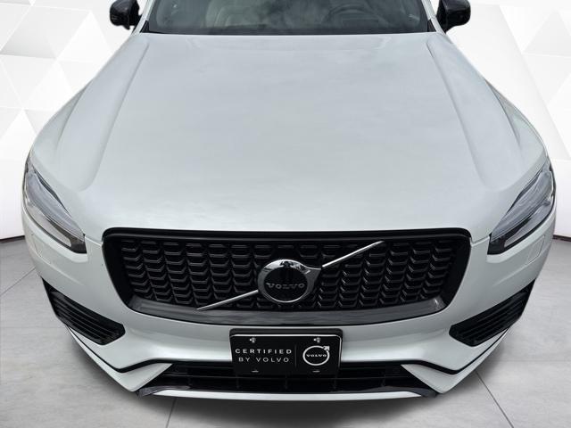 used 2022 Volvo XC90 Recharge Plug-In Hybrid car, priced at $47,000