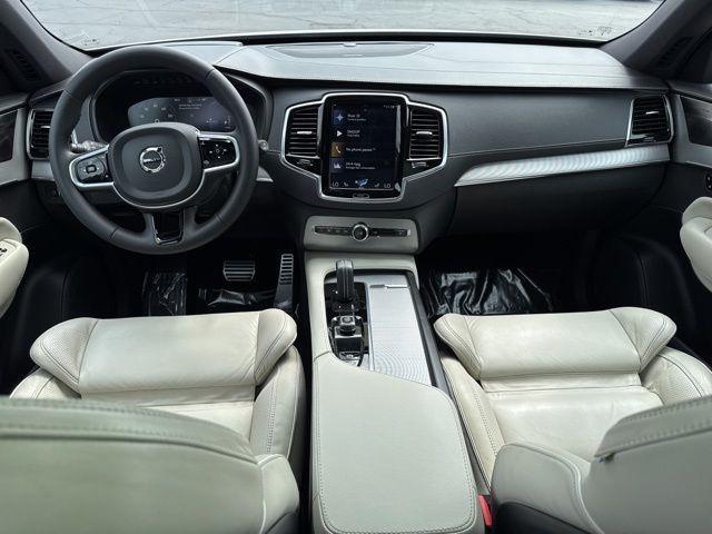 used 2022 Volvo XC90 Recharge Plug-In Hybrid car, priced at $47,000