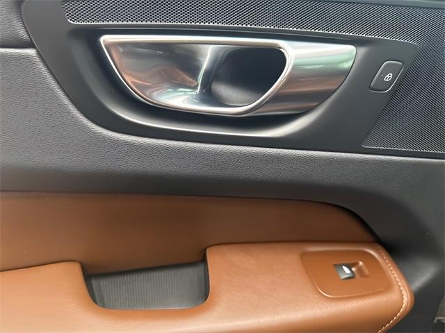 used 2022 Volvo XC60 car, priced at $41,288