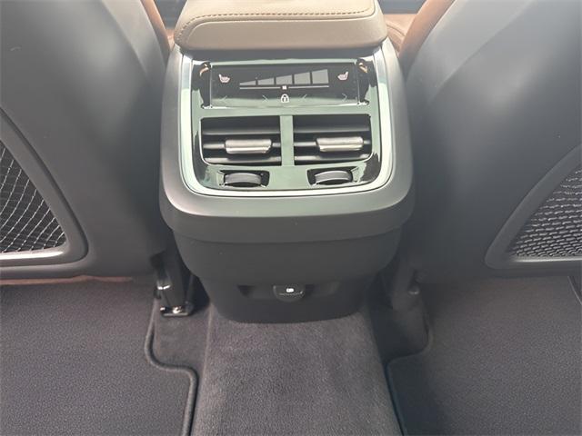 used 2022 Volvo XC60 car, priced at $41,288