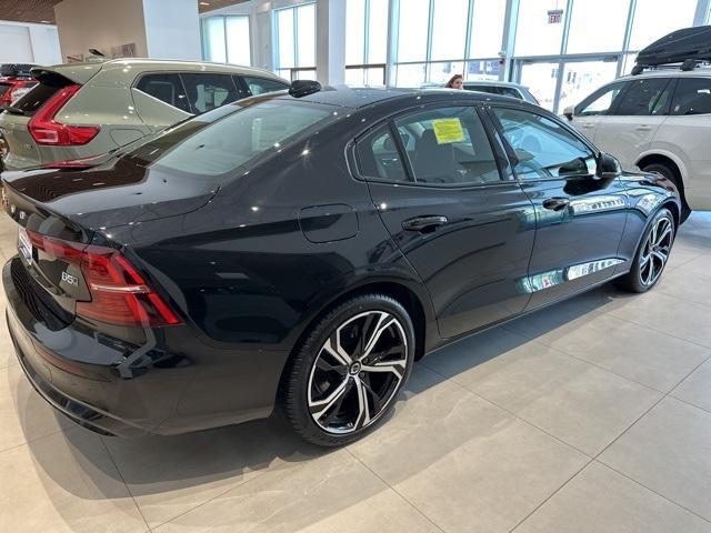 new 2024 Volvo S60 car, priced at $47,495