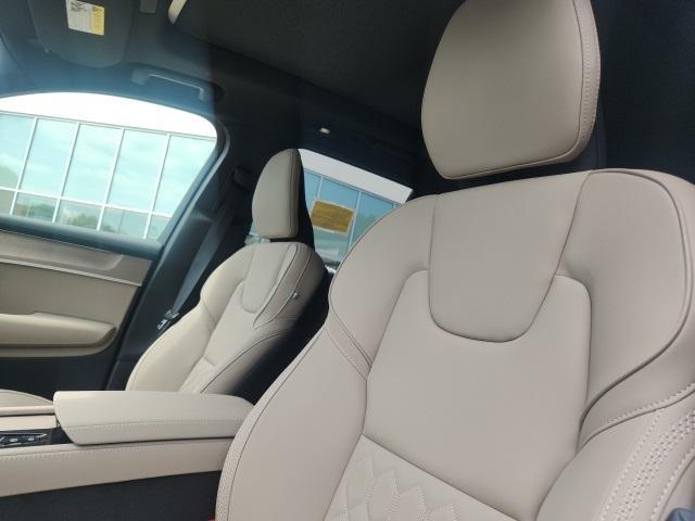 new 2026 Volvo XC90 car, priced at $71,825