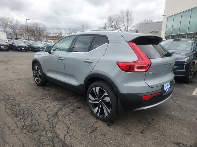 new 2025 Volvo XC40 car, priced at $52,015