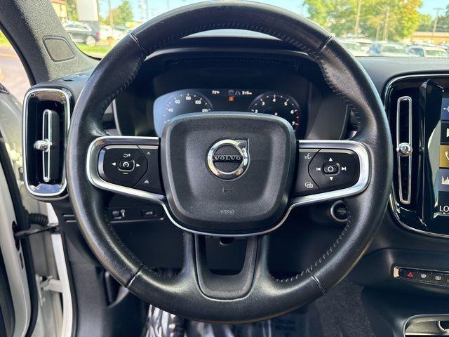 used 2019 Volvo XC40 car, priced at $18,288
