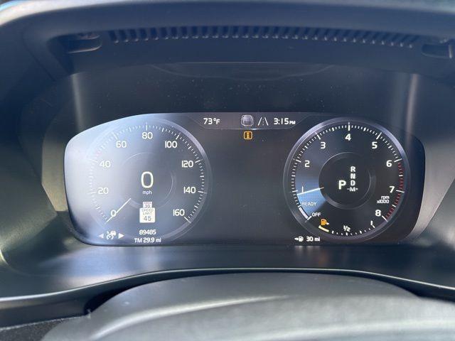 used 2019 Volvo XC40 car, priced at $18,288