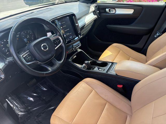 used 2019 Volvo XC40 car, priced at $18,288