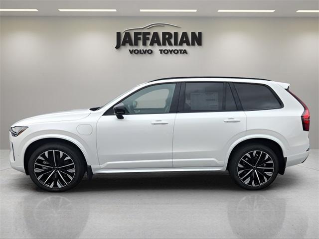 new 2026 Volvo XC90 car, priced at $91,035