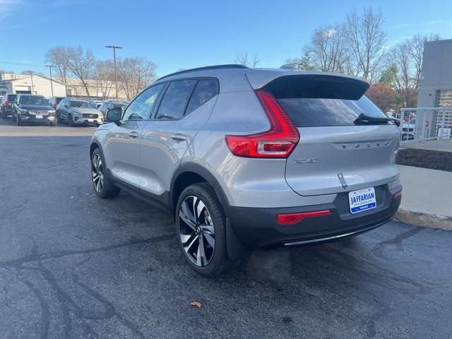 new 2025 Volvo XC40 car, priced at $51,990