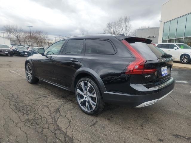 new 2025 Volvo V90 Cross Country car, priced at $73,535