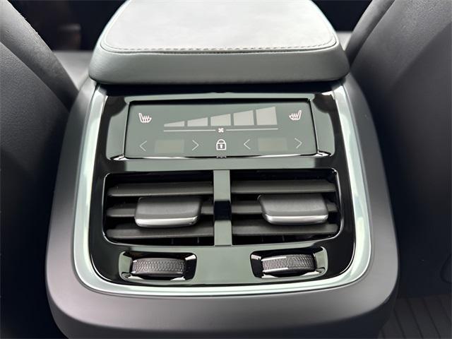 used 2024 Volvo XC90 Recharge Plug-In Hybrid car, priced at $67,991