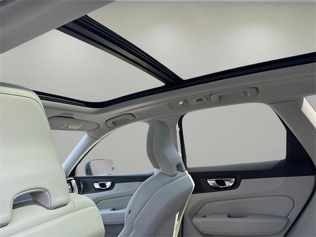 used 2022 Volvo XC60 car, priced at $39,500