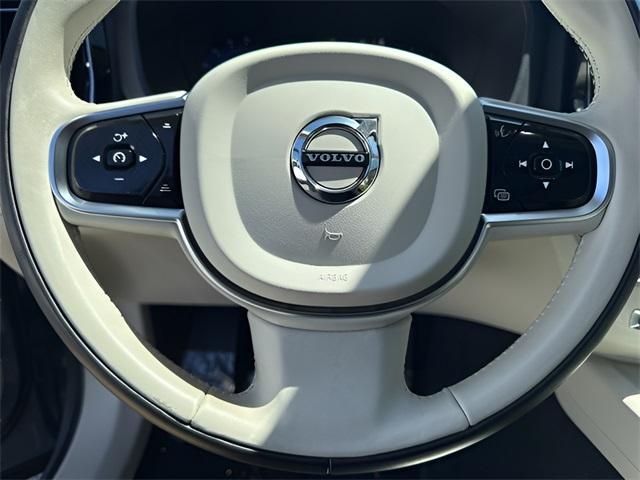 used 2024 Volvo XC60 Recharge Plug-In Hybrid car, priced at $52,250