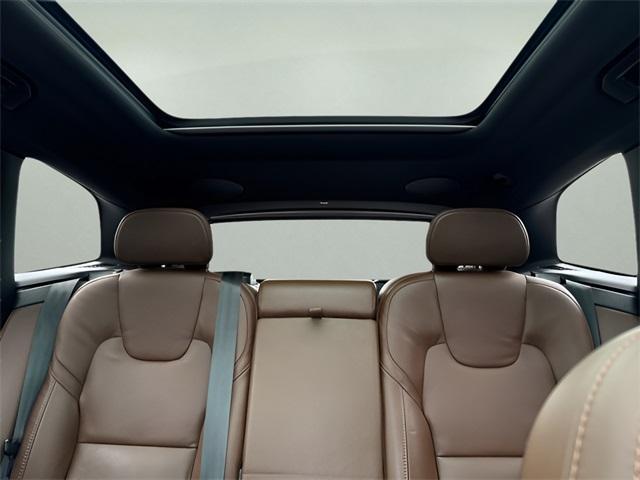 used 2023 Volvo XC60 car, priced at $43,999
