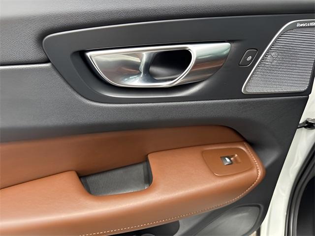 used 2023 Volvo XC60 car, priced at $43,999