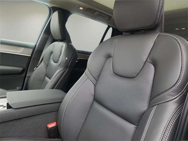 new 2025 Volvo XC90 Plug-In Hybrid car, priced at $82,405