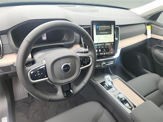 new 2025 Volvo XC90 car, priced at $69,155
