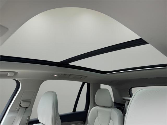used 2024 Volvo XC90 Recharge Plug-In Hybrid car, priced at $62,991