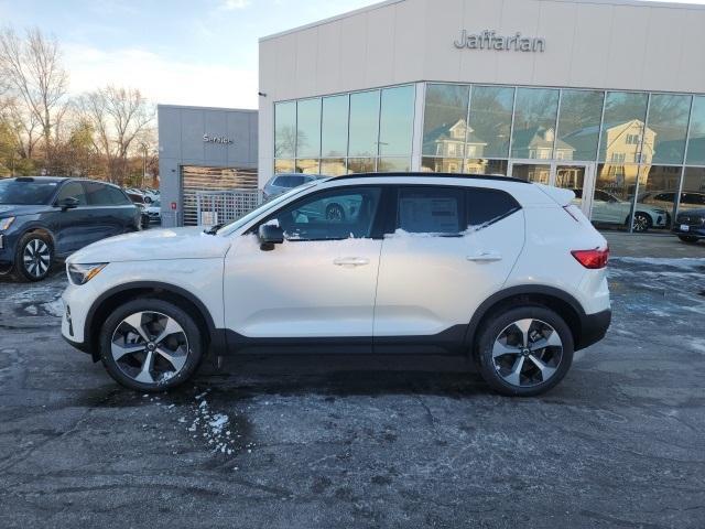 new 2025 Volvo XC40 car, priced at $48,315