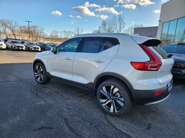 new 2025 Volvo XC40 car, priced at $50,590