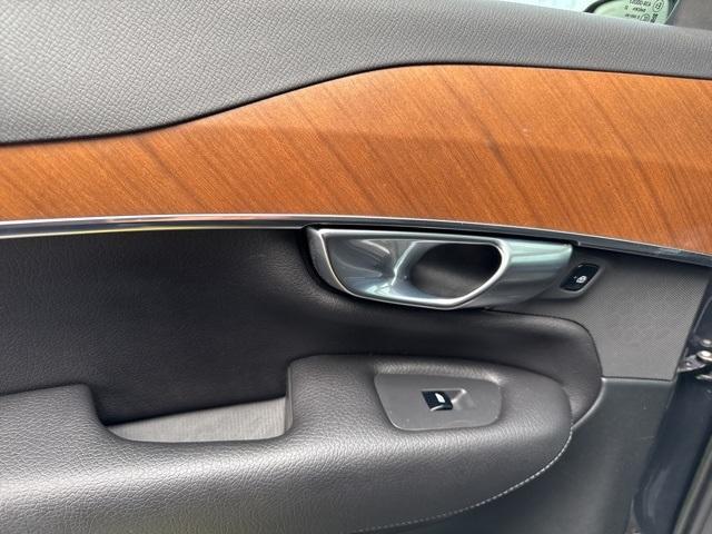used 2022 Volvo XC90 car, priced at $37,500