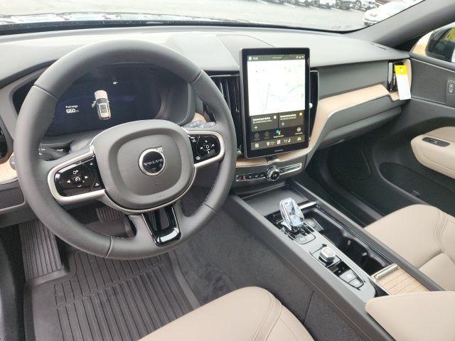 new 2026 Volvo XC60 car, priced at $57,985