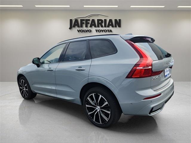 new 2025 Volvo XC60 car, priced at $55,360