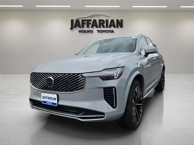 new 2025 Volvo XC90 Plug-In Hybrid car, priced at $82,405