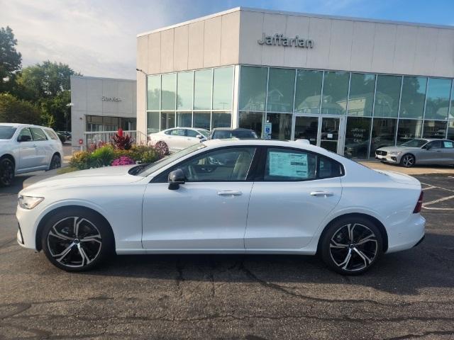 new 2025 Volvo S60 car, priced at $51,915