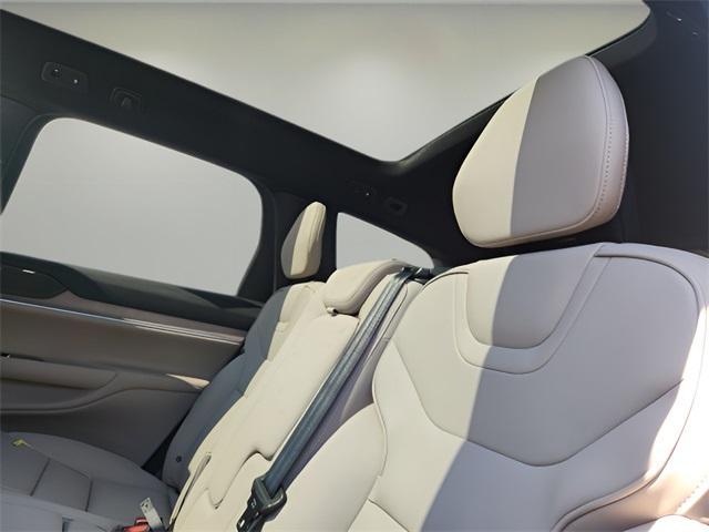 new 2025 Volvo EX90 car, priced at $86,705