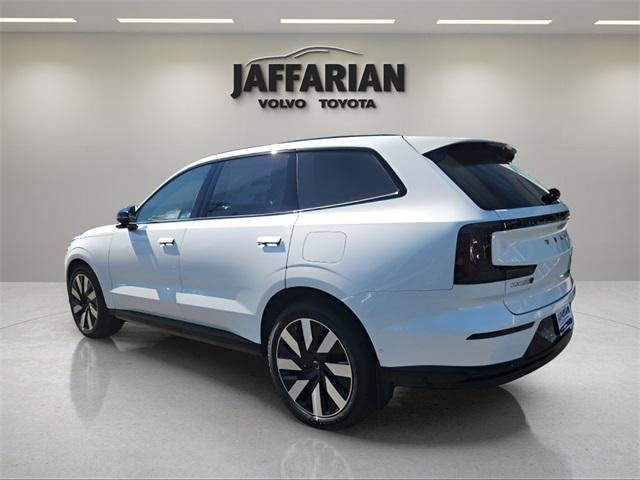 new 2025 Volvo EX90 car, priced at $86,705