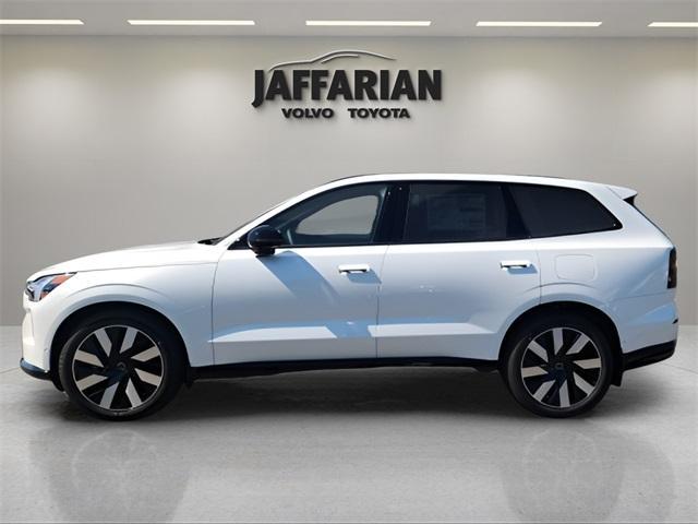 new 2025 Volvo EX90 car, priced at $86,705