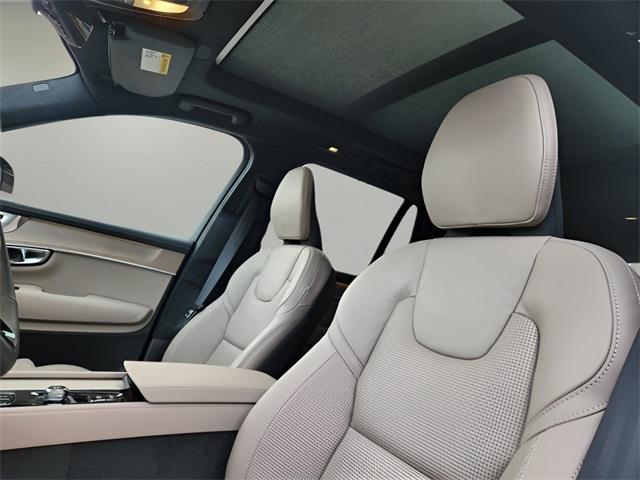 new 2025 Volvo XC90 Plug-In Hybrid car, priced at $90,570