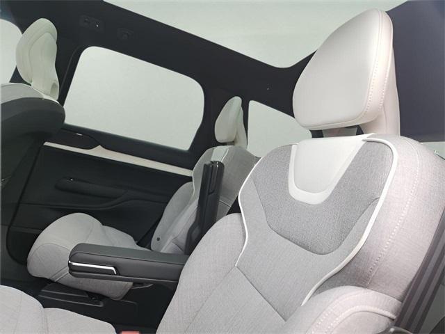 new 2025 Volvo EX90 car, priced at $86,655