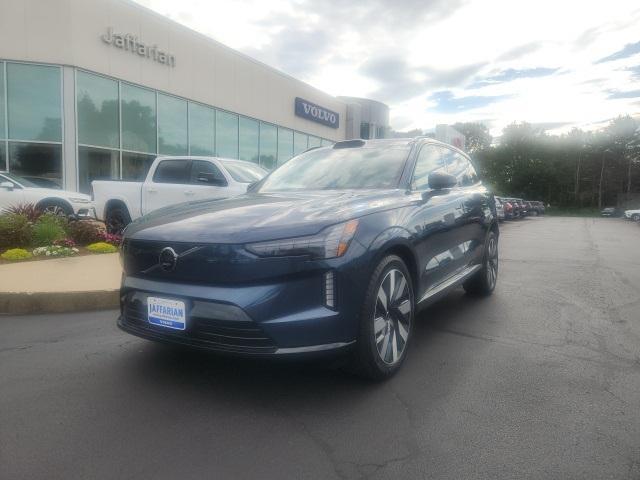 new 2025 Volvo EX90 car, priced at $86,655