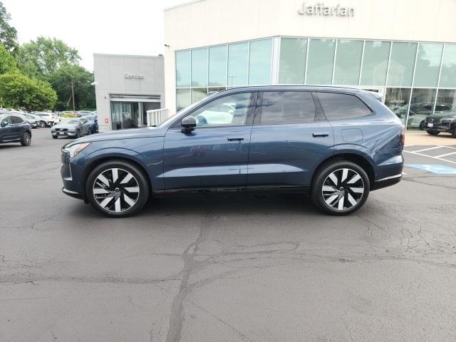 new 2025 Volvo EX90 car, priced at $86,655