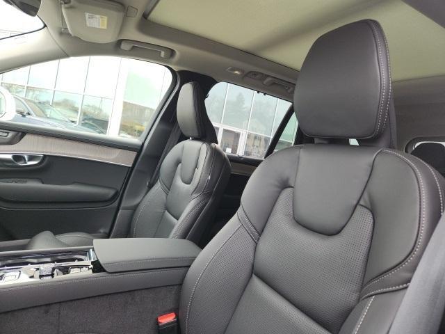 new 2025 Volvo XC90 Plug-In Hybrid car, priced at $82,405